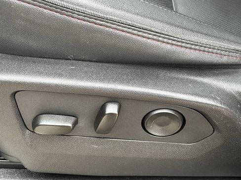 Used 2023 Chevrolet Tahoe RST w/ Sport Performance Package image 22