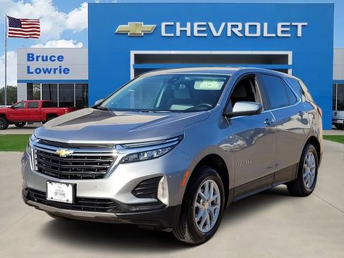 Used 2024 Chevrolet Equinox LT image 1