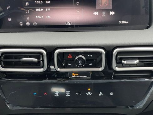 New 2026 Nissan Sentra SV w/ Floor Mat Package image 4