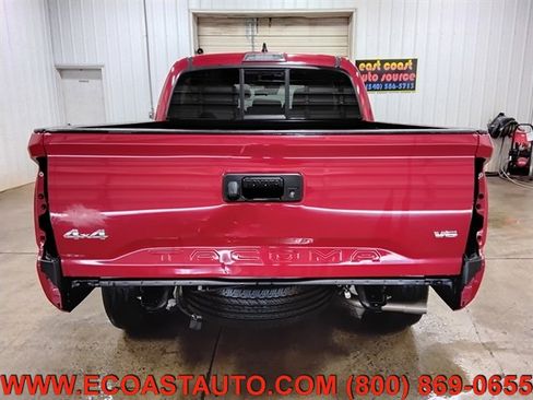 Used 2023 Toyota Tacoma SR image 8