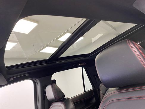 Used 2021 Ford Expedition Max Limited image 21