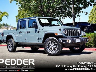 New 2025 Jeep Gladiator Sport