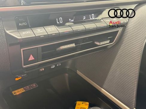 Used 2025 Toyota Camry SE image 32