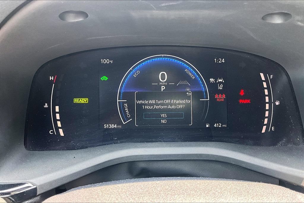 Used 2025 Toyota Camry SE FWD image 13