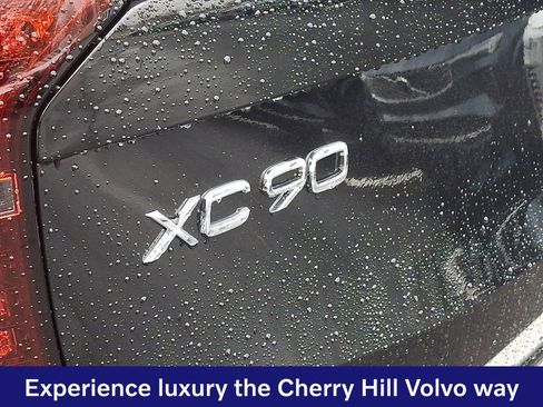 New 2026 Volvo XC90 T8 Plus w/ Protection Package Premier AWD/4WD image 17