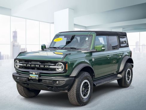 Used 2025 Ford Bronco Outer Banks w/ Sasquatch Package AWD/4WD image 1