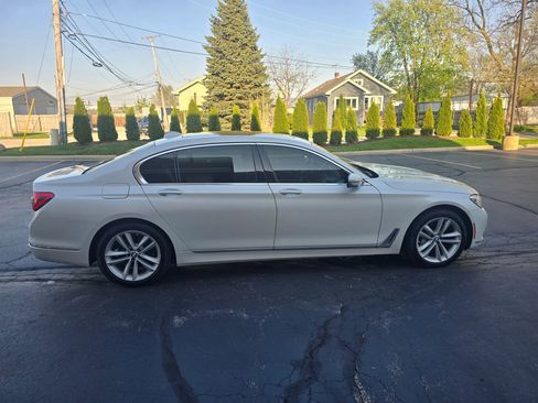 Used 2018 BMW 750i xDrive image 13