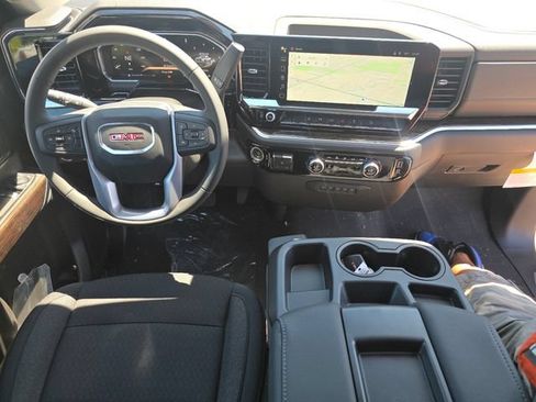 New 2026 GMC Sierra 3500 SLE AWD/4WD image 3