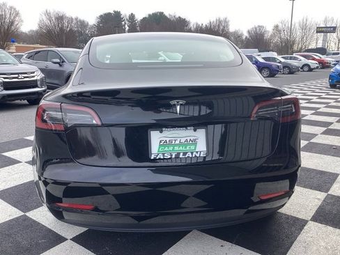Used 2023 Tesla Model 3 Standard Range image 5