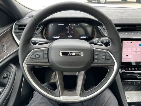 New 2026 Jeep Grand Cherokee L Limited AWD/4WD image 26