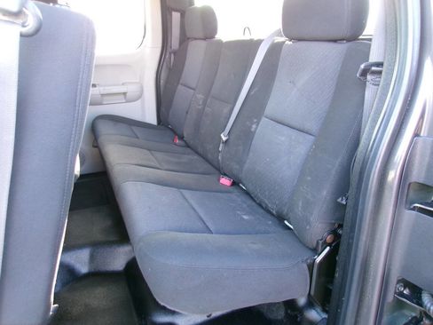 Used 2011 Chevrolet Silverado 2500 W/T image 13