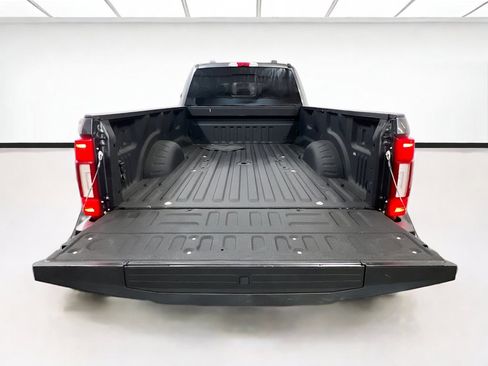 Used 2020 Ford F450 Platinum w/ FX4 Off-Road Package AWD/4WD image 19