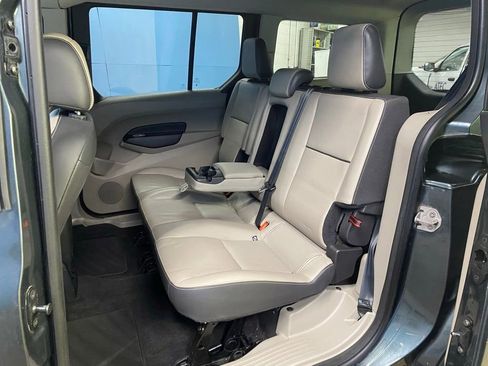 Used 2017 Ford Transit Connect XLT image 35