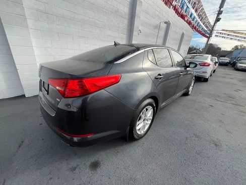 Used 2011 Kia Optima LX w/ Technology Pkg image 6