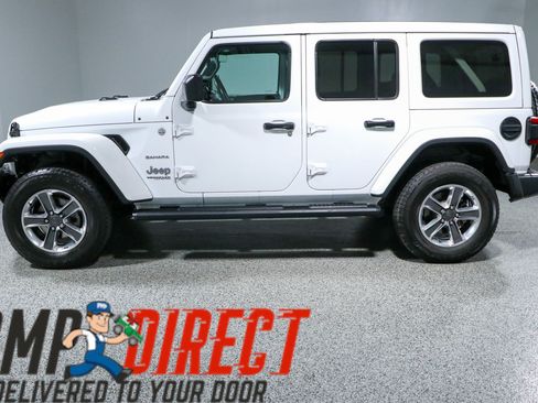 Used 2021 Jeep Wrangler Unlimited Sahara AWD/4WD image 10