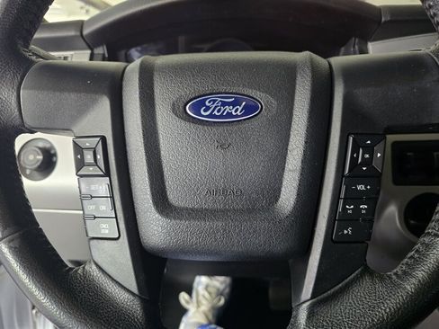 Used 2017 Ford Expedition XLT w/ Equipment Group 202A RWD image 31