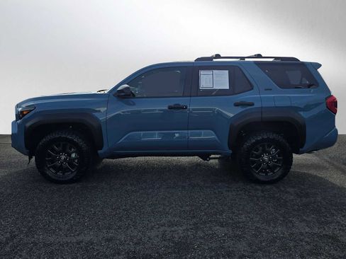 Certified 2025 Toyota 4Runner SR5 image 6