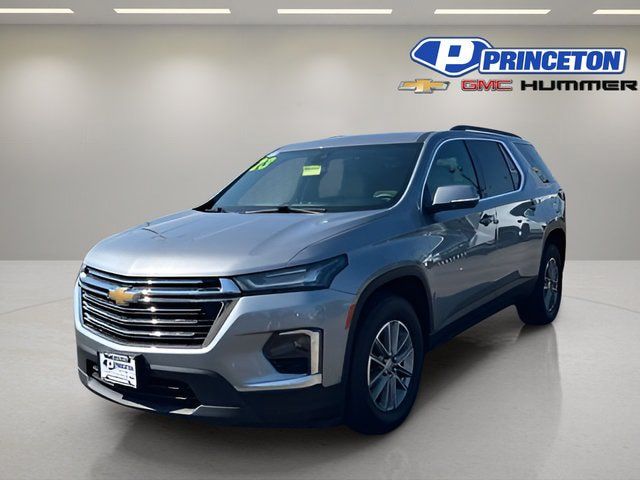Used 2023 Chevrolet Traverse LT w/ LPO, Cargo Package AWD/4WD image 3