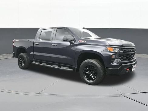 Used 2023 Chevrolet Silverado 1500 Custom Trail Boss AWD/4WD image 19