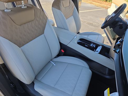 New 2026 Nissan Murano Platinum image 10