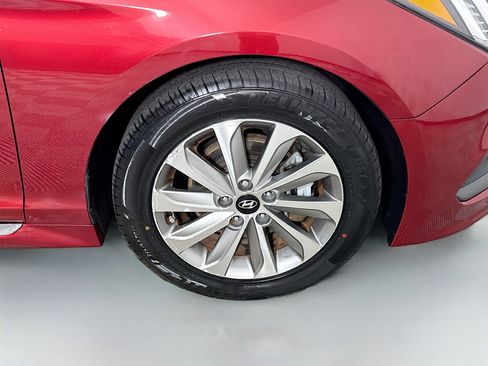 Used 2016 Hyundai Sonata Sport w/ Option Group 02 FWD image 32
