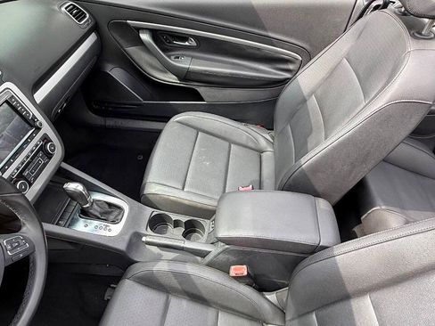 Used 2012 Volkswagen Eos Komfort FWD image 30