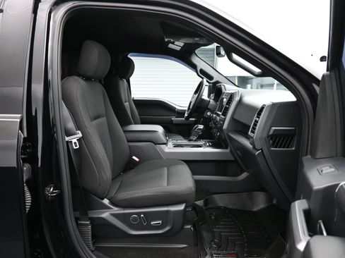 Used 2018 Ford F150 XLT w/ Equipment Group 302A Luxury RWD image 13