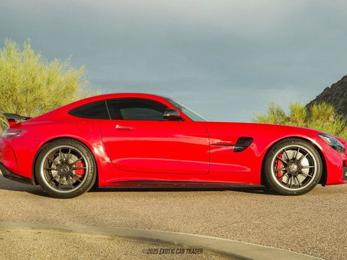 Used 2019 Mercedes-Benz AMG GT R image 9