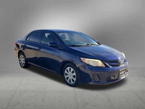 Used 2011 Toyota Corolla LE image 8