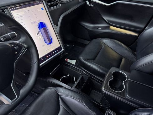 Used 2017 Tesla Model S 60D image 13