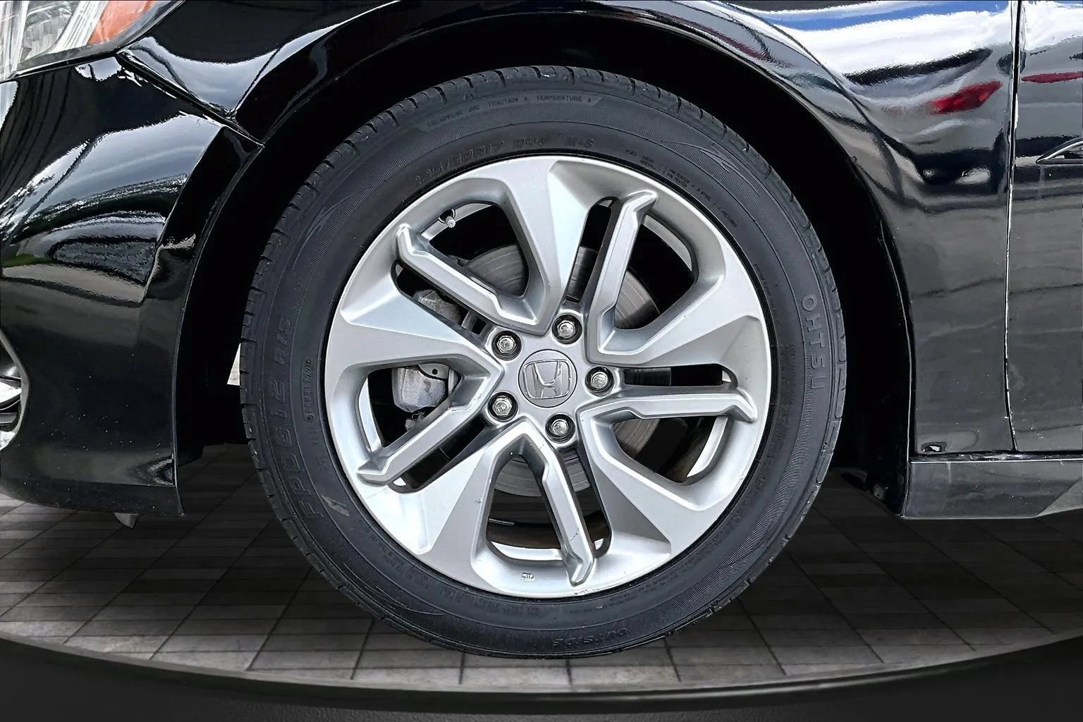 Used 2018 Honda Accord LX image 30