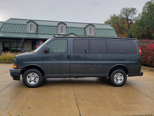 Used 2017 Chevrolet Express 2500 LS RWD image 9