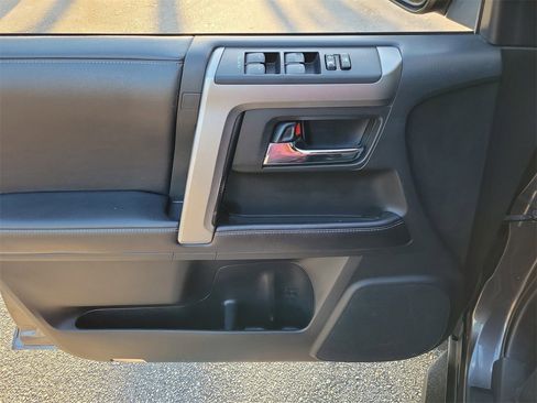 Used 2019 Toyota 4Runner SR5 image 13