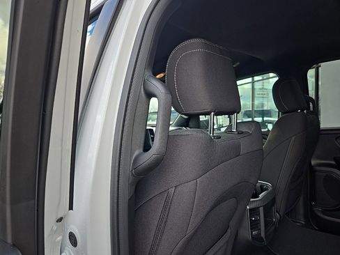 New 2026 RAM 1500 Express image 97