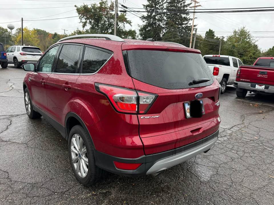 Used 2017 Ford Escape Titanium AWD/4WD image 3