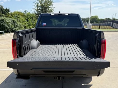 Used 2026 Toyota Tundra SR5 w/ SR5 Convenience Package AWD/4WD image 30