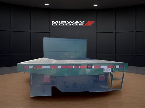 Used 2019 Ford F550 2WD Regular Cab Super Duty image 4