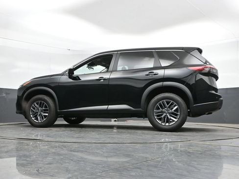 Used 2024 Nissan Rogue S AWD/4WD image 43
