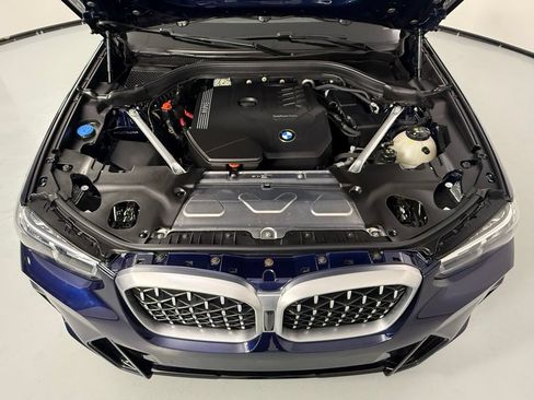 Used 2024 BMW X4 xDrive30i w/ Premium Package AWD/4WD image 7