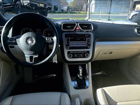 Used 2012 Volkswagen Eos Komfort image 15