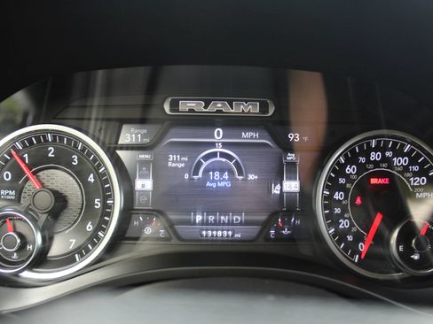 Used 2019 RAM 1500 Laramie AWD/4WD image 30