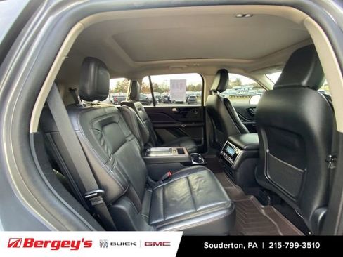 Used 2021 Lincoln Aviator Reserve w/ Equipment Group 208A image 24