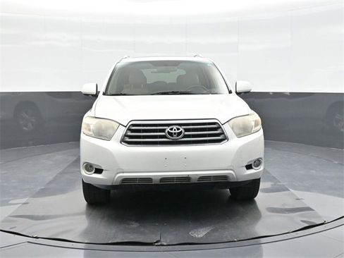 Used 2010 Toyota Highlander Limited image 30
