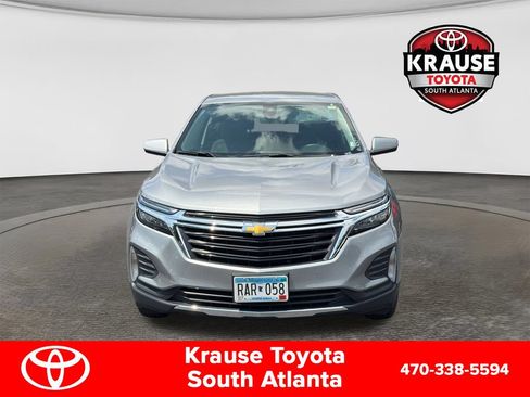 Used 2024 Chevrolet Equinox LT AWD/4WD image 2
