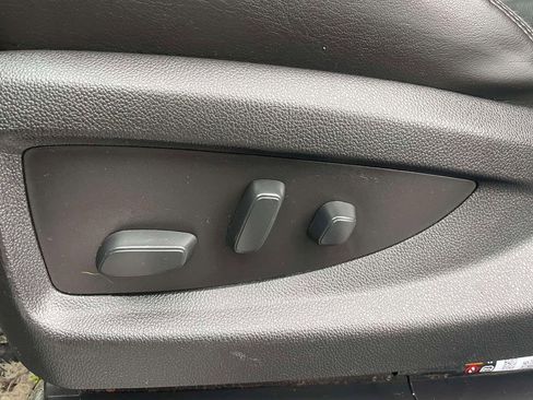 Used 2020 GMC Yukon XL Denali w/ Denali Ultimate Package image 19