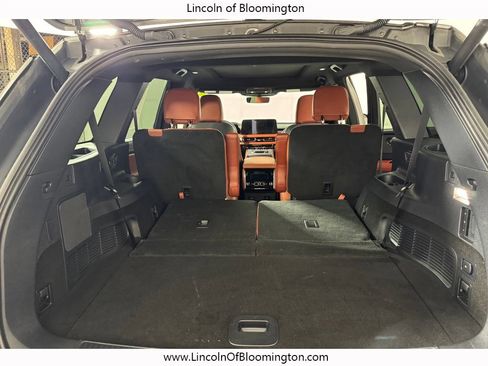 Used 2025 Lincoln Aviator Reserve w/ Jet Appearance Package AWD/4WD image 17