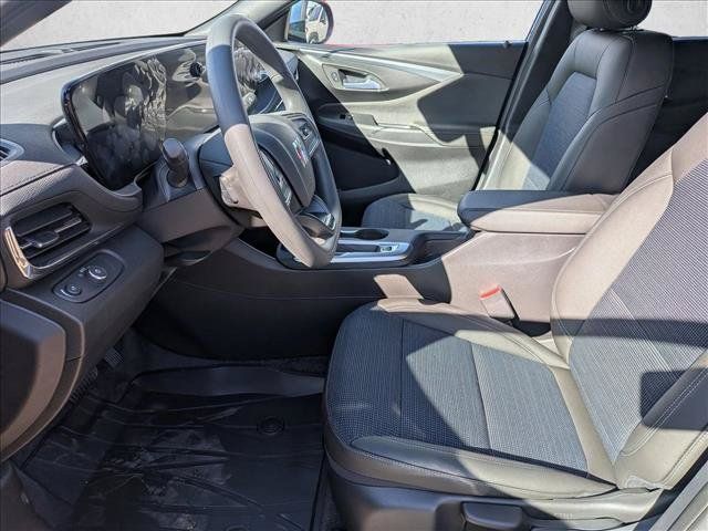 New 2026 Buick Envista Sport Touring FWD image 4