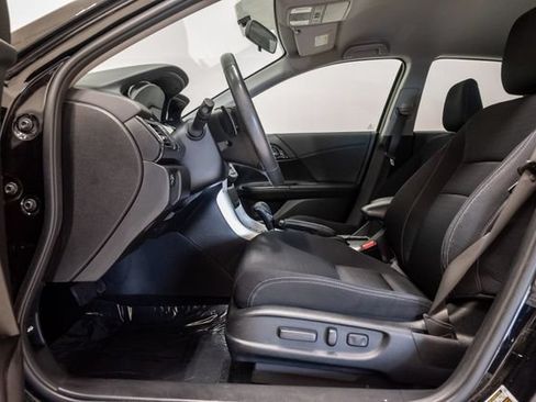 Used 2015 Honda Accord Sport image 9