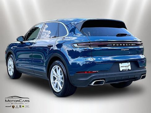 Used 2026 Porsche Cayenne AWD/4WD image 10