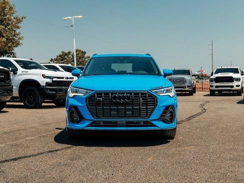 Used 2023 Audi Q3 2.0T Premium Plus AWD/4WD image 2